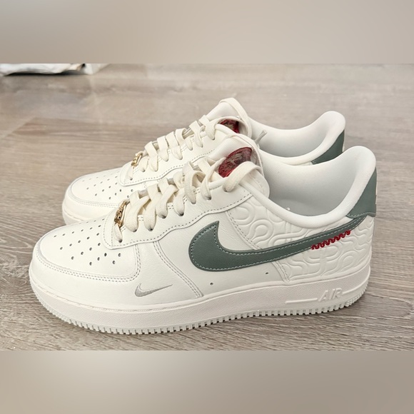 Nike Air Force 1 Low Year of the Snake HV5979-130 Size 9